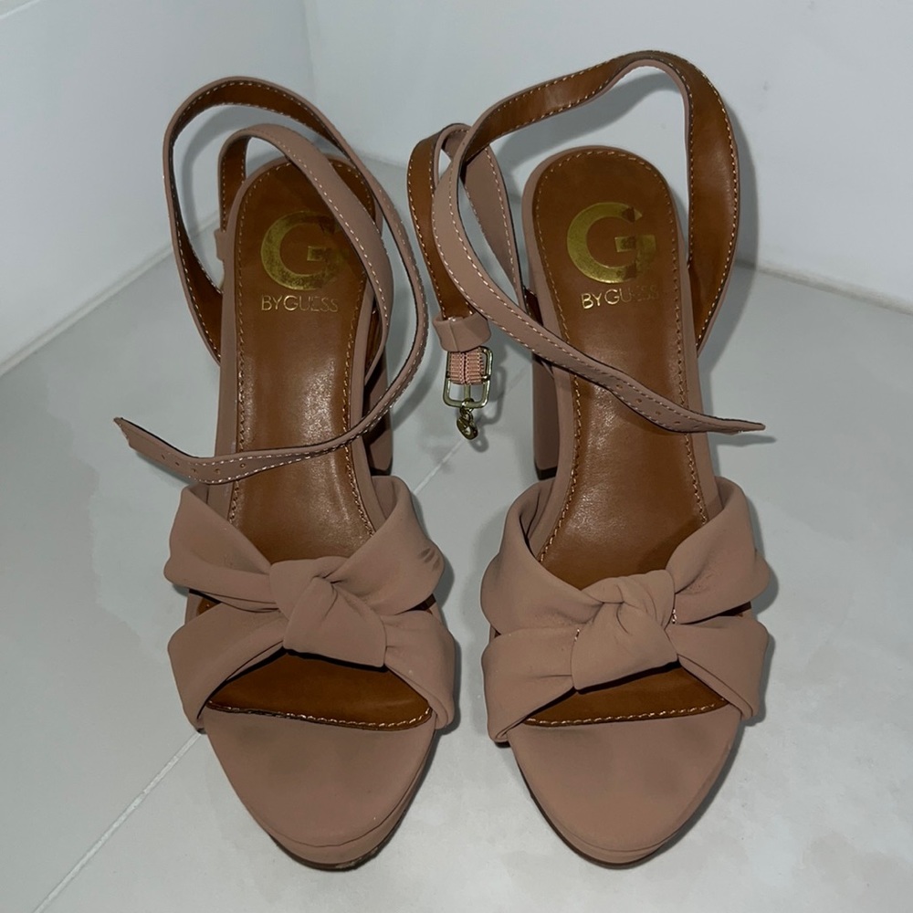 G by Guess - Beige Pumps